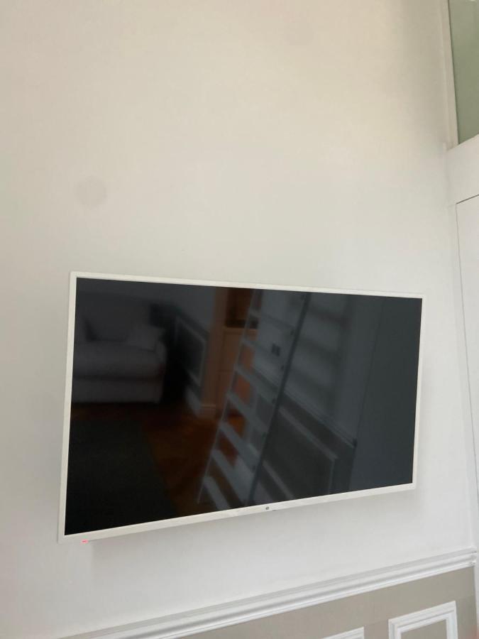 Appartement De Standing 3 - Tour Eiffel/Invalides ปารีส ภายนอก รูปภาพ